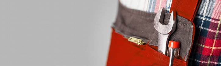 Detailansicht von Werkzeug in einer Tasche, symbolisch für die Suche nach einem qualifizierten Fachhändler.